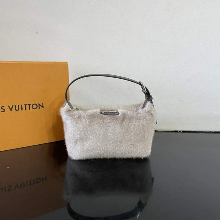 Picture of Louis Vuitton Handbags _SKUfw217280027fw